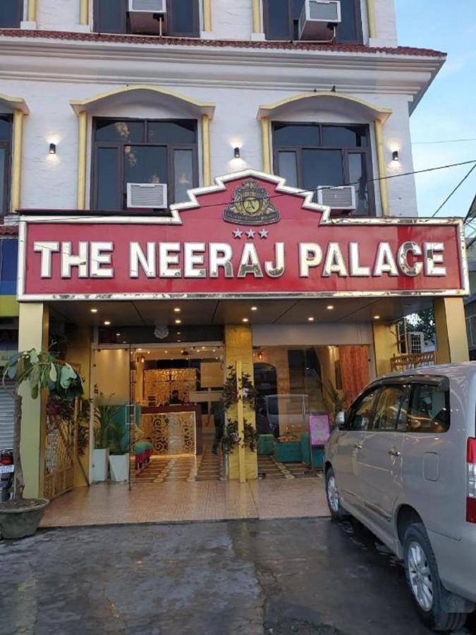 The Neeraj Palace Rishīkesh Buitenkant foto